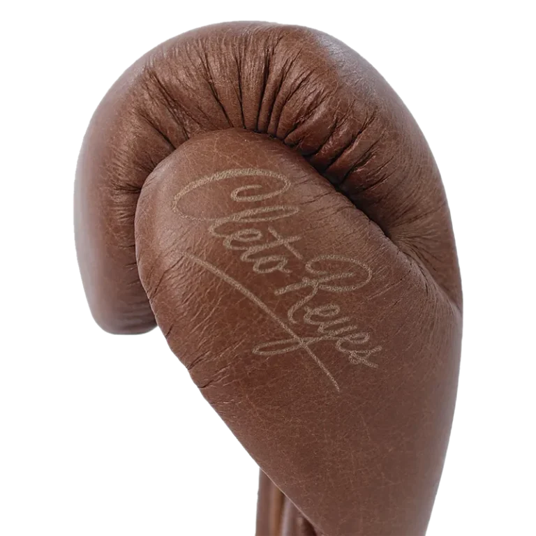 Cleto Reyes Vintage Collection_Boxing Gloves_closeup-7