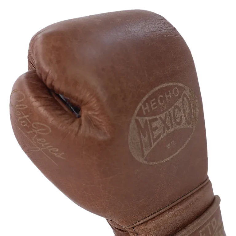 Cleto Reyes Vintage Collection_Boxing Gloves_closeup-3
